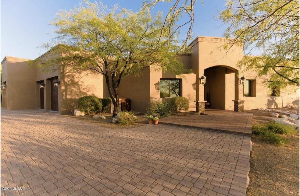 Paved driveway & entrance