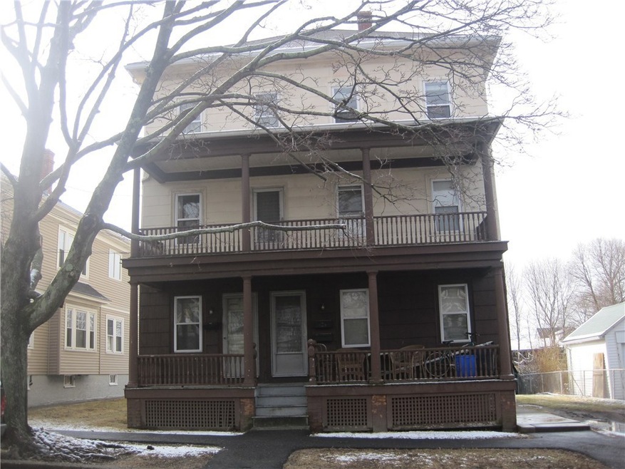 138 Bay View Ave, Bristol, RI 02809 - photo 1