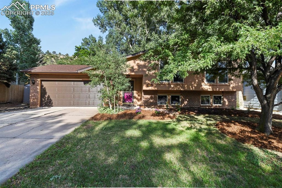 5375 Mule Deer Dr, Colorado Springs, CO 80919 - photo 1