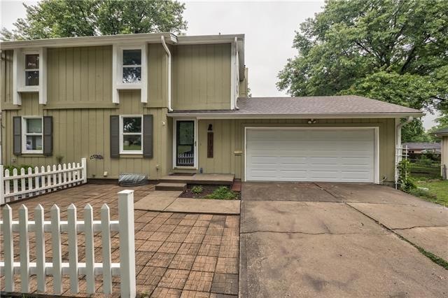 7132 Bond St, Shawnee, KS 66203 - photo 1