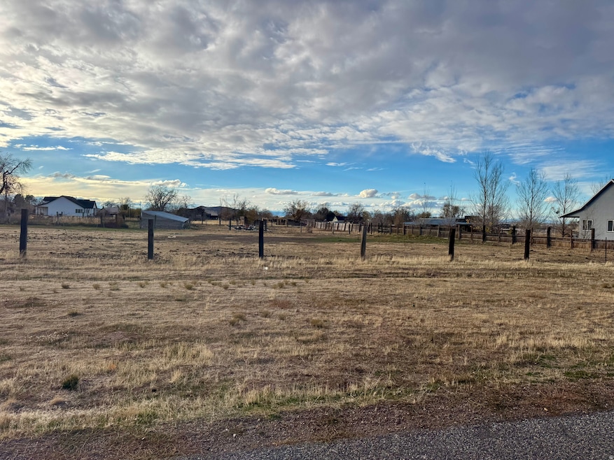 145 N 200 E, Kanosh, UT 84637 - photo 1