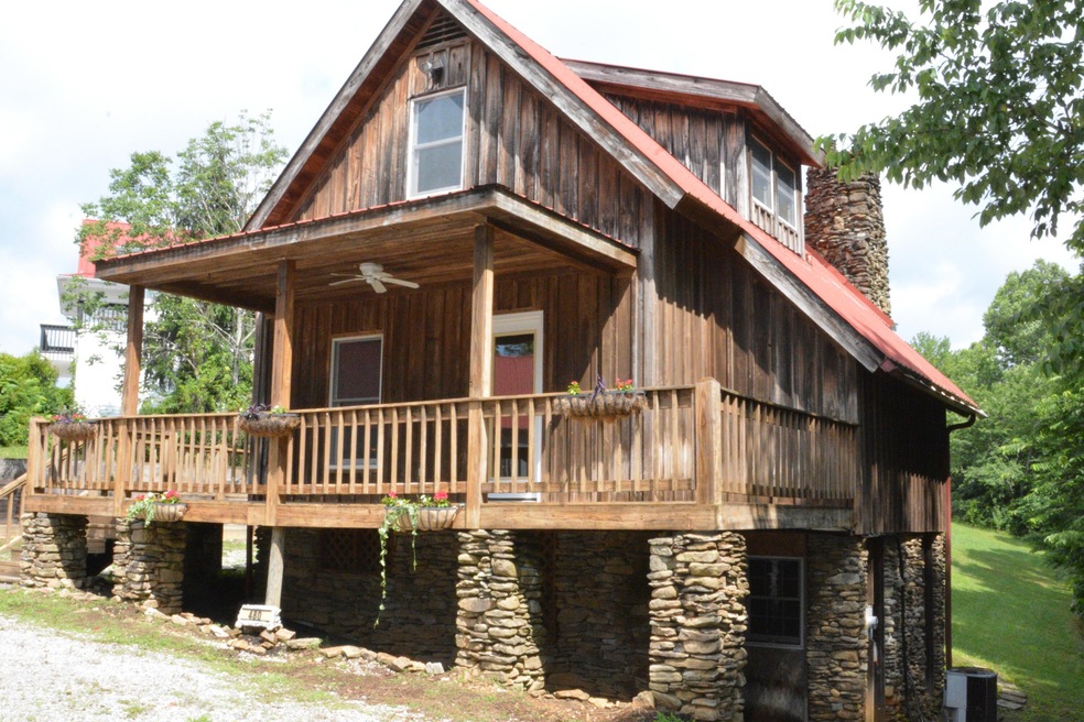 480 Roberts Bend Rd, Burnside, KY 42519 - photo 1