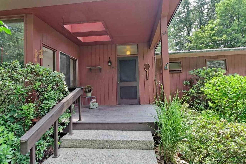 34 East Rd, Troy, NY 12180 - photo 1