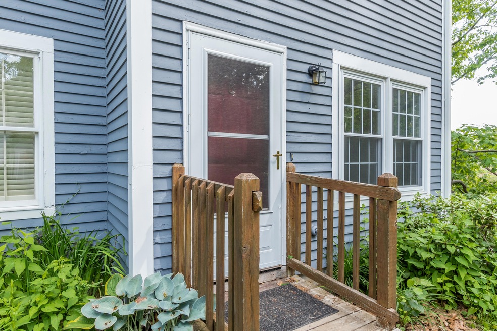 2 Bennett St unit 6, South Portland, ME 04106 - photo 1