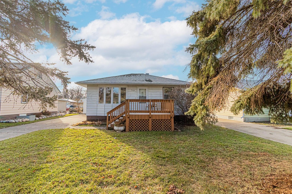 113 4 Avenue W, West Fargo, ND 58078-23