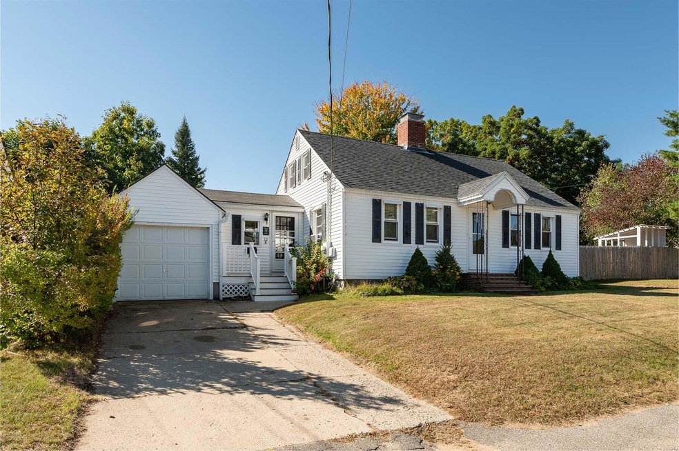 10 Mitchell St, Sanford, ME 04073 - photo 1