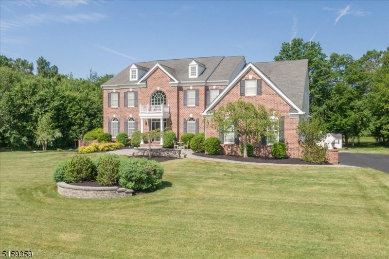 27 Balmoral Dr, Pittstown, NJ 08867 - photo 1