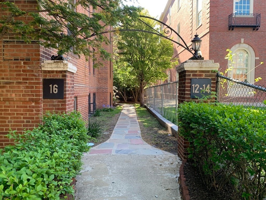 16 Ware St unit 33, Cambridge, MA 02138 - photo 1