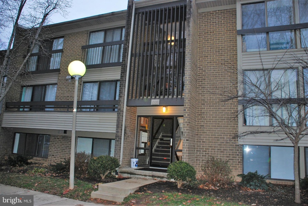 2108 Green Watch Way unit 100, Reston, VA 20191 - photo 1