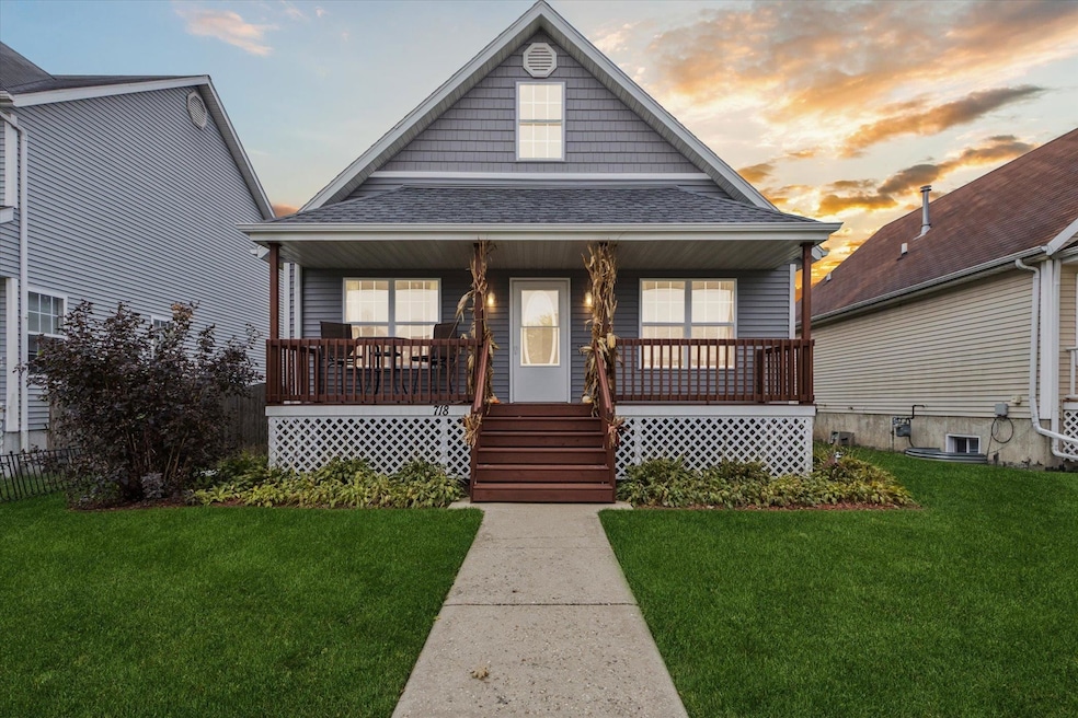 718 W Prospect St, Kirkland, IL 60146 - photo 1