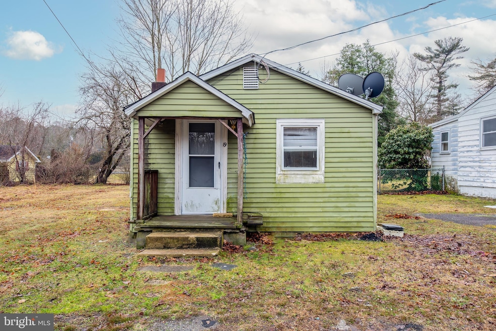 19 Newcomb Dr, Browns Mills, NJ 08015 - photo 1