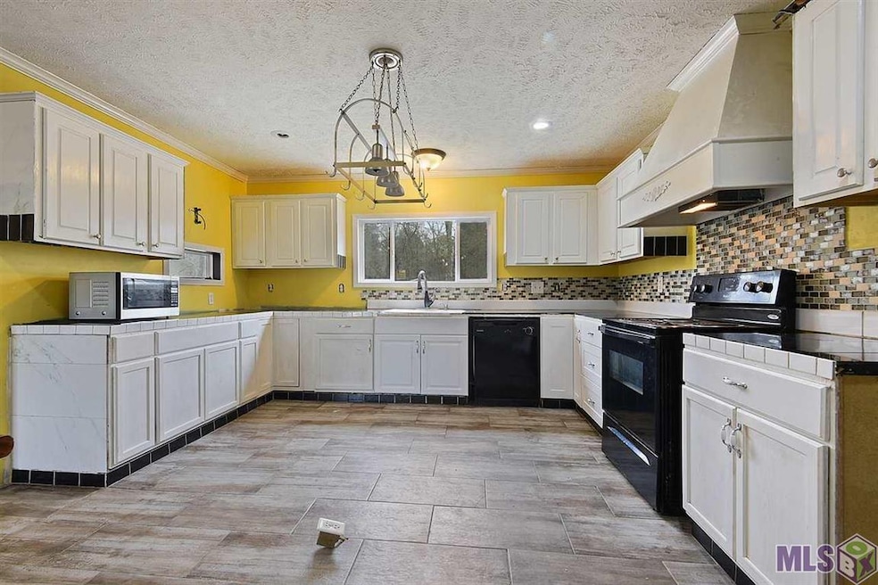 Sold • Co-Listing Agent