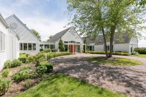Welcome to 2081 Vail Avenue