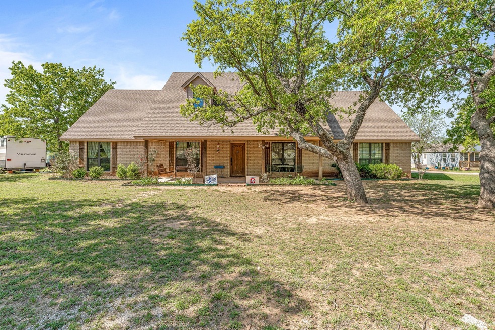 Under Contract $489,900