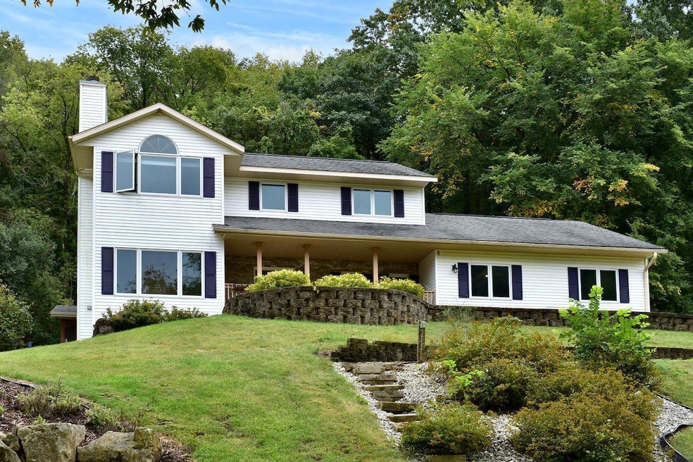 26664 Miner Valley Rd, Winona, MN 55987