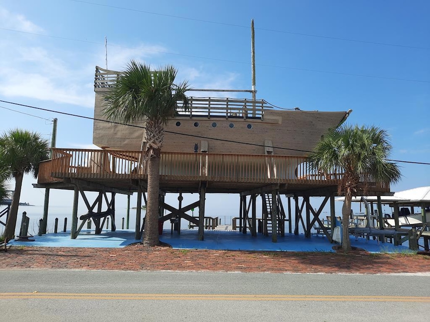 633 Main St, Horseshoe Beach, FL 32648 MLS 786960