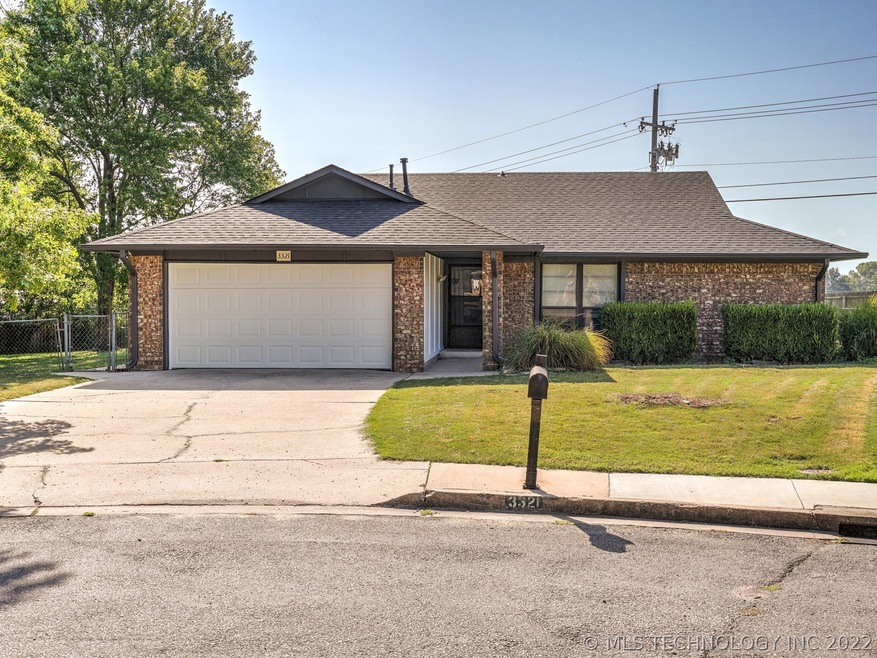 3321 S Ash Place, Broken Arrow, OK 74012 - photo 1