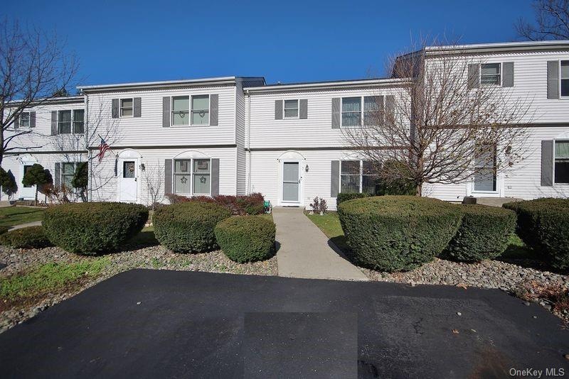 91 Lackawanna Trail, Suffern, NY 10901 - photo 1