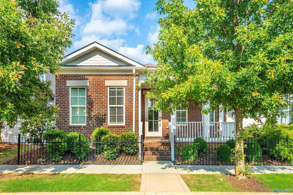 For Sale $439,900 • Co-Listing Agent