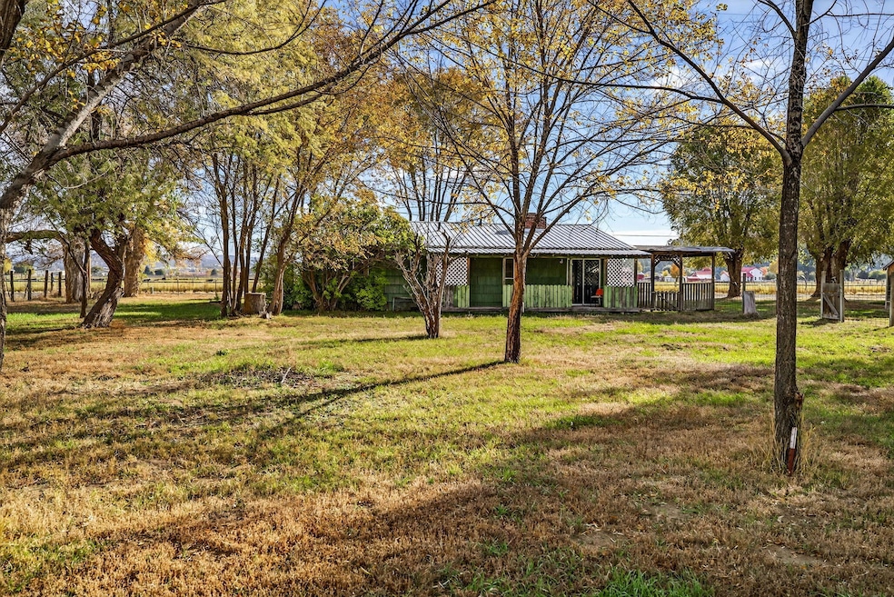 3464 NW Rimrock Acres Loop, Prineville, OR 97754 - photo 1
