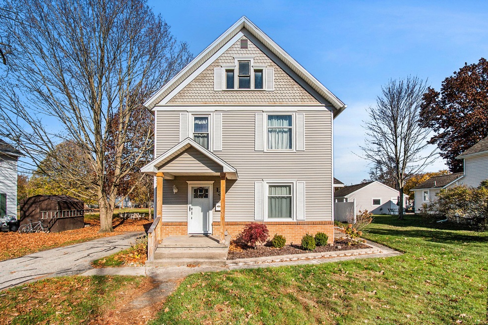 130 W Cherry St, Wayland, MI 49348 - photo 1