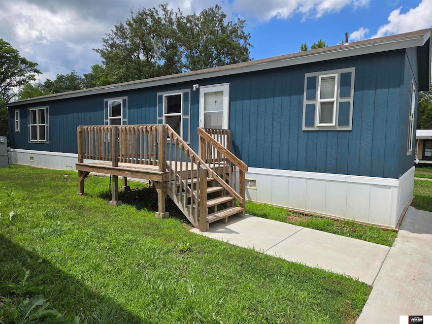 1905 SW 15th St unit 5, Lincoln, NE 68522 - photo 1