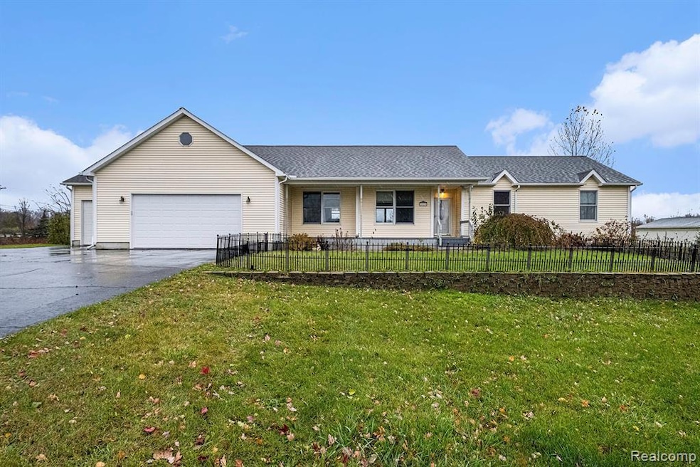 2029 S Nichols Rd, Lennon, MI 48449 - photo 1