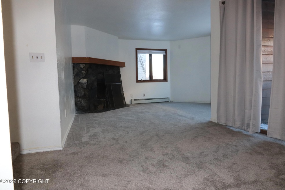9740 Vanguard Dr unit 34, Anchorage, AK 99507 - photo 1