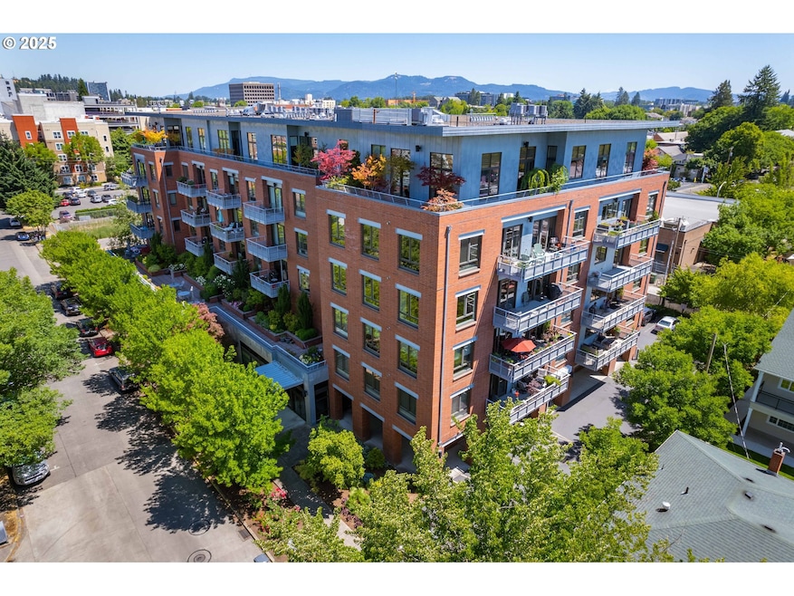 1375 Olive St unit 503, Eugene, OR 97401 - photo 1