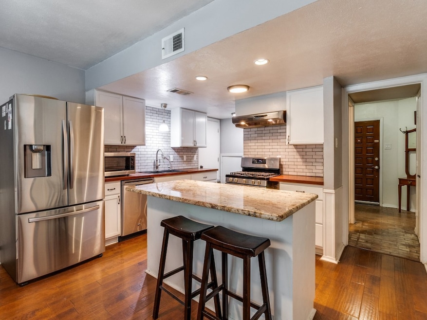 For Sale $595,000 • Co-Listing Agent