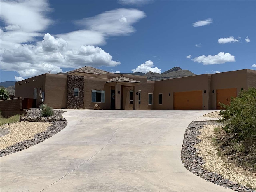 1503 Las Lomas Ct, Alamogordo, NM 88310 - photo 1