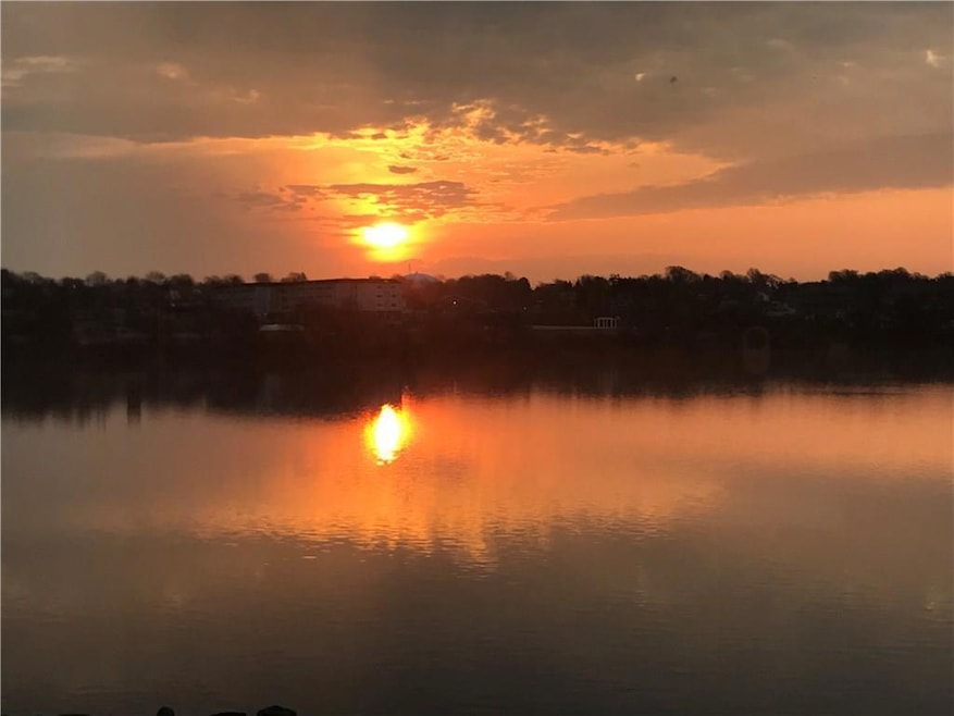 30 Friends Dr, Newport, RI 02840 - photo 1