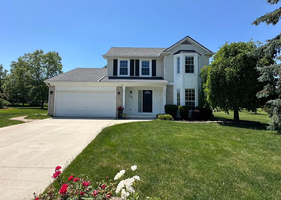 2780 Silver Spring - Front View