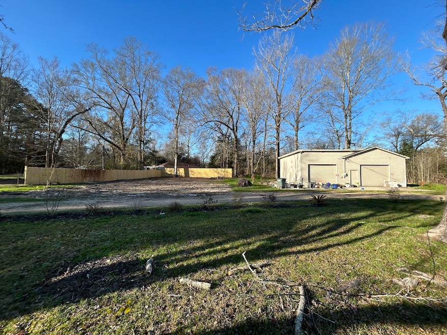 1331 N Main St, Columbia, MS 39429 - photo 1