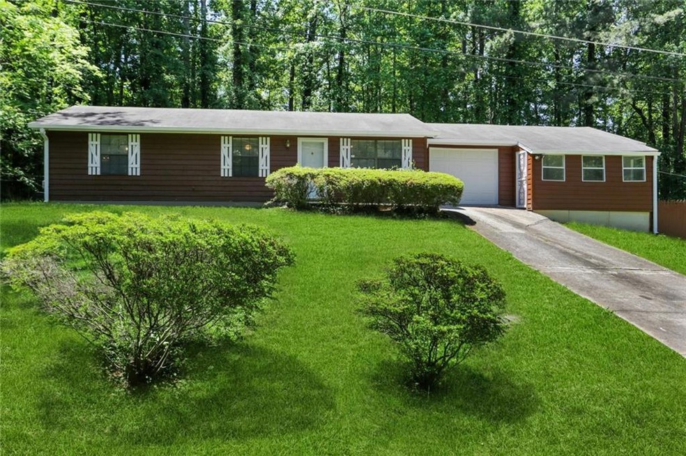 645 Britt Rd SW, Mableton, GA 30126 - photo 1