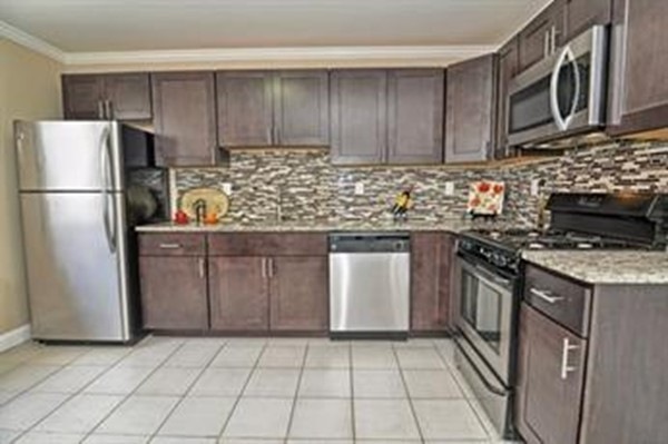 11 Eden St unit 11, Chelsea, MA 02150 - photo 1