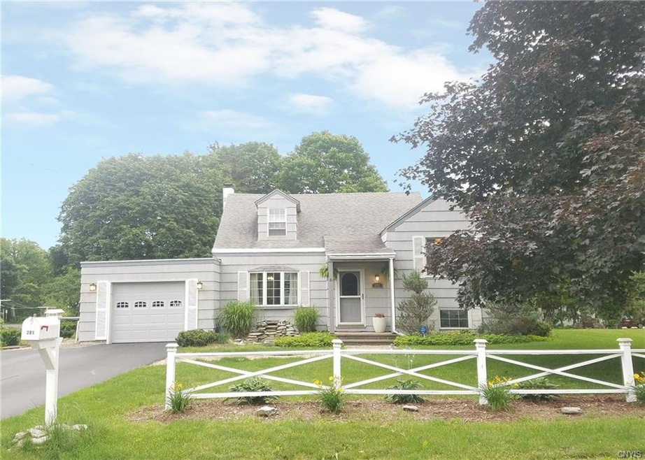 *WELCOME HOME to 201 Audubon Road*