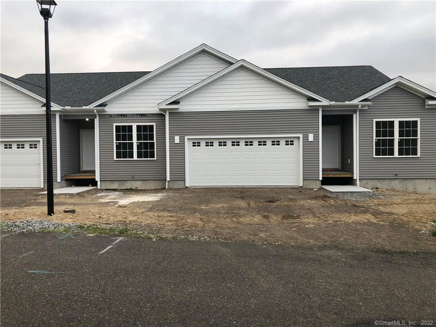 30 Pondview Cir unit 88, Beacon Falls, CT 06403 - photo 1