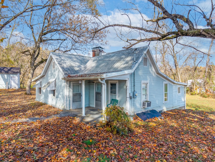 50 Cumberland Ave, Burnside, KY 42519 - photo 1