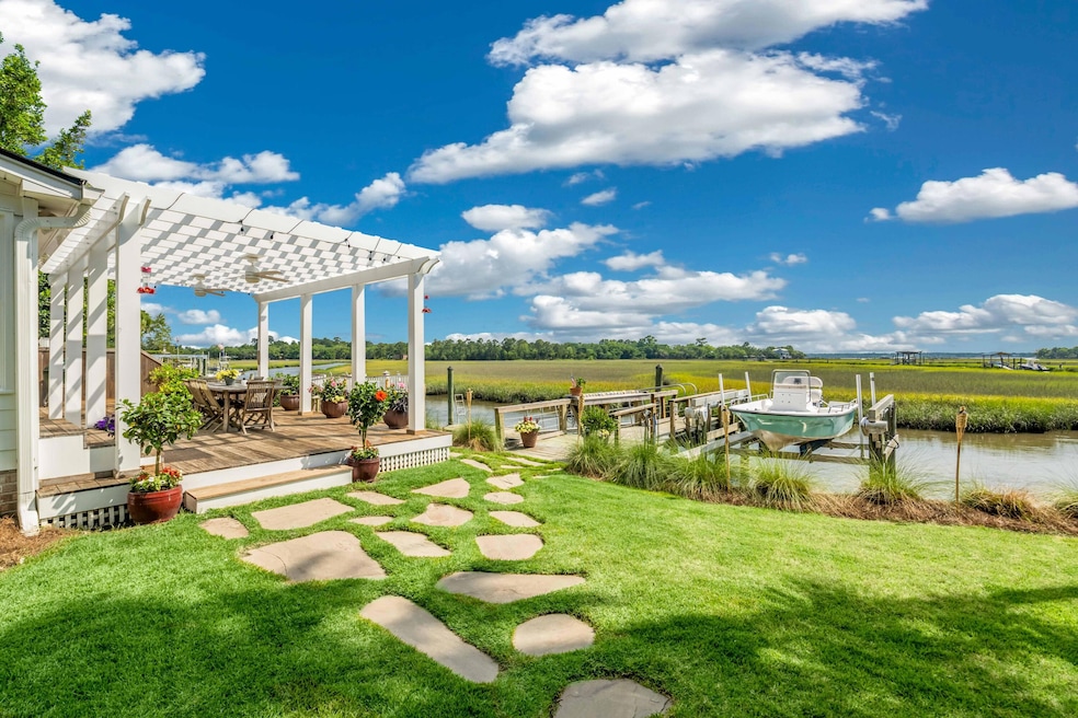 Sold $1,900,000 • Co-Listing Agent