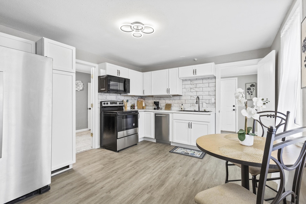 1143 S 23rd St, Manitowoc, WI 54220 - photo 1