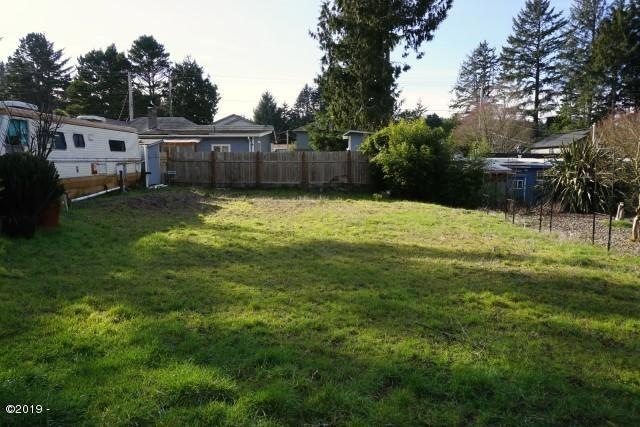550 Blk SE Quay Ave, Lincoln City, OR 97367 - photo 1