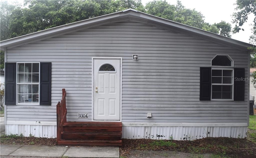 9304 Ashley Oaks Ct, Tampa, FL 33610 - photo 1