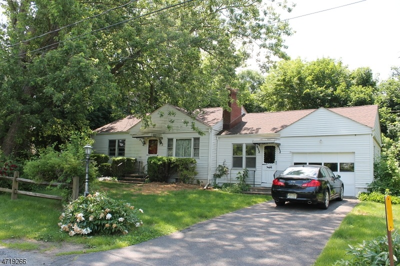 128 Mccullough Rd, Washington, NJ 07882 - photo 1