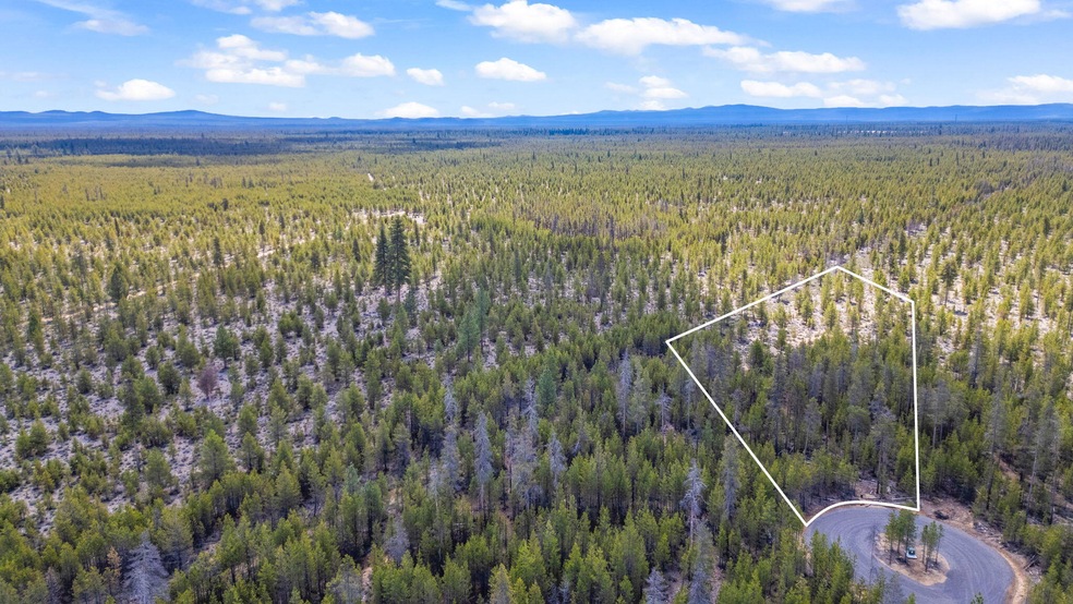 12-web-or-mls-08 - Lot line