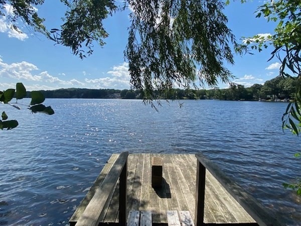 22 Saumur Ln, Bellingham, MA 02019 - photo 1