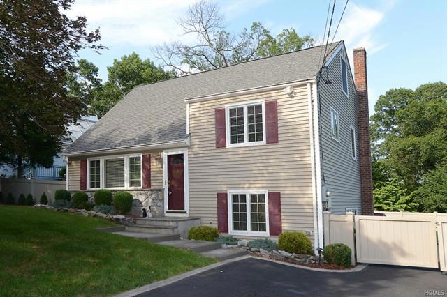 1438 Ivy Rd, Mohegan Lake, NY 10547 - photo 1