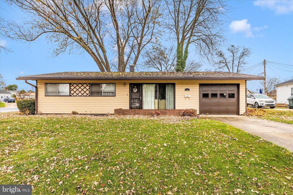 For Sale $325,000 • Co-Listing Agent