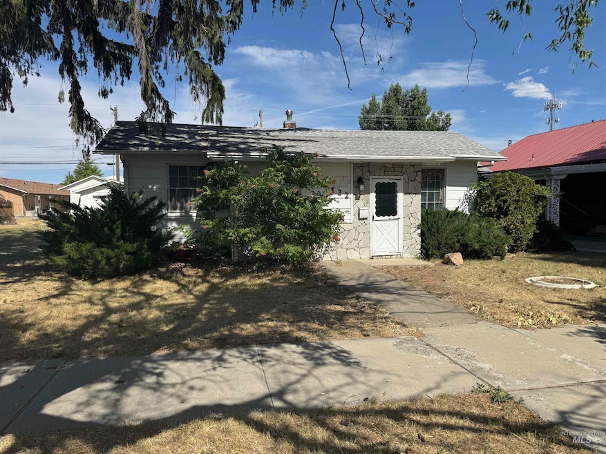 For Sale $170,000 • Co-Listing Agent