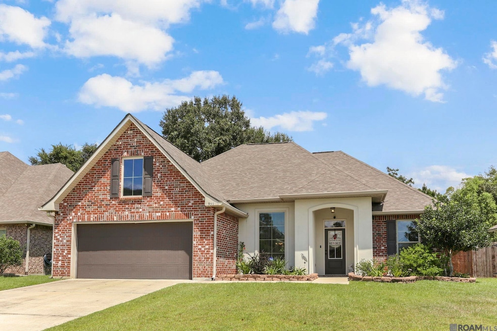 For Sale $289,900 • Co-Listing Agent